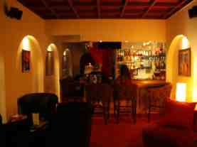 lounge bar