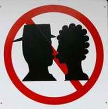 No Kissing sign